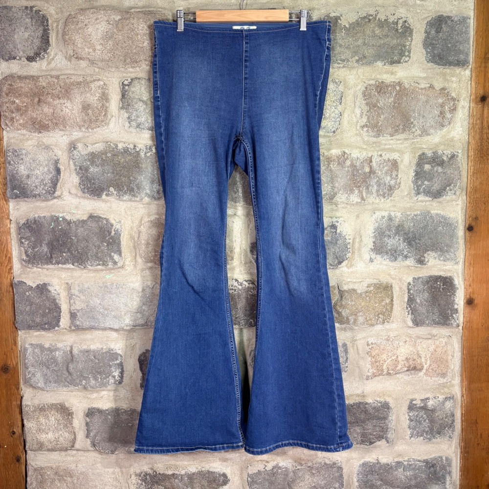 We The Free Free People Penny Pull On Flare Jeans Blue Denim Size 31 Boho Hippie